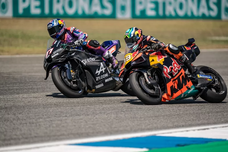 Brad Binder, Red Bull KTM Factory Racing, Toprak Razgatlioglu, Pramac Racing