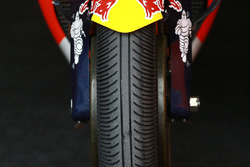 Un pneu pluie Michelin