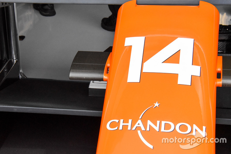 McLaren MCL32, nosecone detail