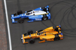 Scott Dixon, Chip Ganassi Racing Honda Takuma Sato, Andretti Autosport Honda