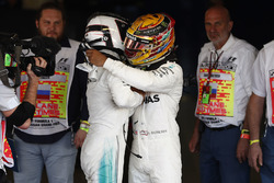 Winner Valtteri Bottas, Mercedes AMG F1, Lewis Hamilton, Mercedes AMG F1