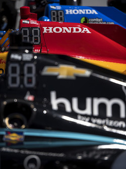 Josef Newgarden, Team Penske Chevrolet, Ryan Hunter-Reay, Andretti Autosport Honda,