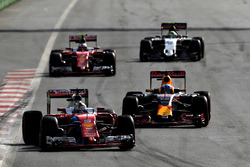 Sebastian Vettel, Ferrari SF16-H, leads Daniel Ricciardo, Red Bull Racing RB12