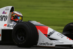 Стоффель Вандорн, McLaren, за кермом McLaren MP4/5 Honda Алан Проста
