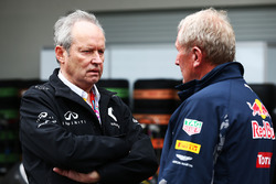 (L to R): Jerome Stoll, Renault Sport F1 President with Dr Helmut Marko, Red Bull Motorsport Consult