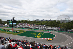 Кевин Магнуссен, Renault Sport F1 Team RS16