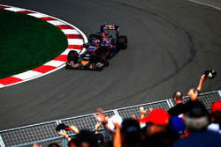 Daniil Kvyat, Scuderia Toro Rosso STR11