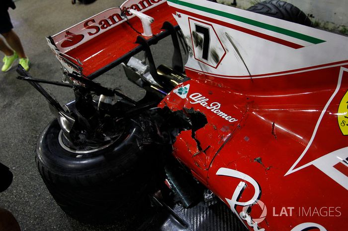 El coche chocado de Kimi Raikkonen, Ferrari SF70H