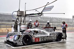 #1 Porsche Team Porsche 919 Hybrid: Earl Bamber