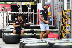 Карлос Сайнс-мол., Scuderia Toro Rosso