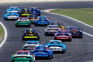 Gara 2 della Porsche CCI a Vallelunga