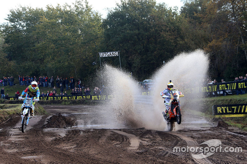 Actie bij de motoren