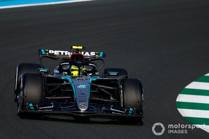 Lewis Hamilton, Mercedes F1 W15 