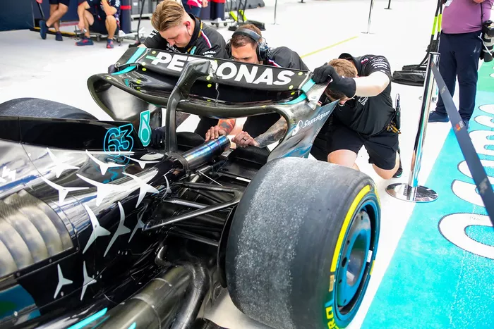 Mercedes W15 détail