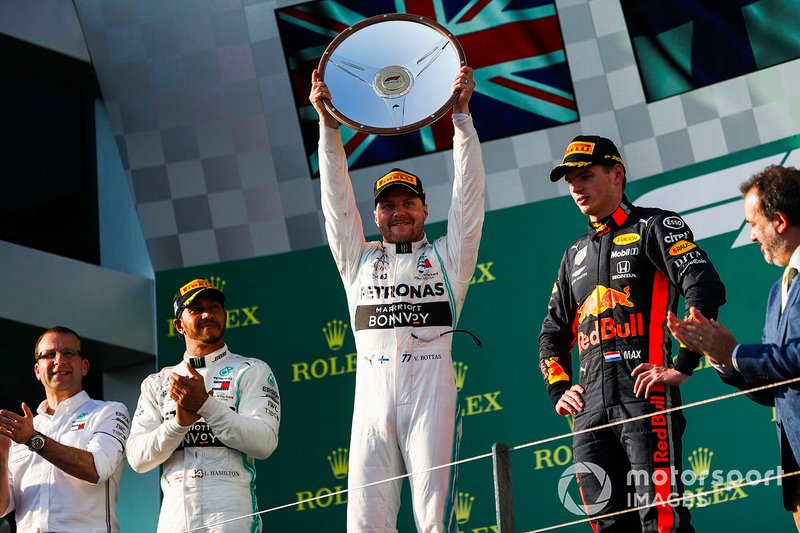 Podyum: Yarış galibi Valtteri Bottas, Mercedes AMG F1