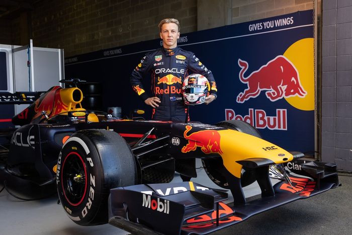 Liam Lawson, Red Bull RB7