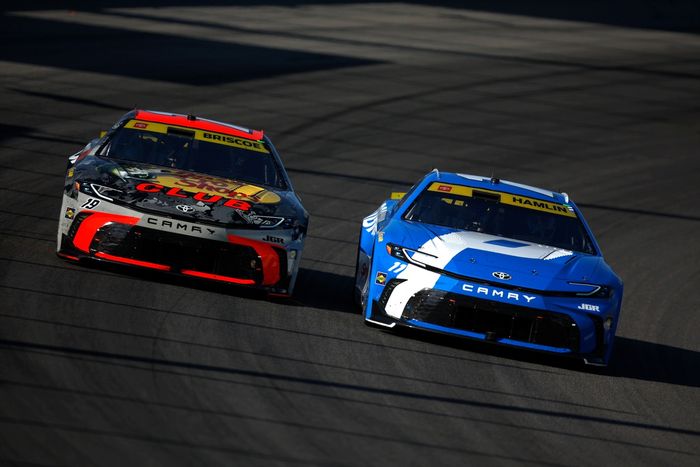 Chase Briscoe, Joe Gibbs Racing Toyota, Denny Hamlin, Joe Gibbs Racing Toyota