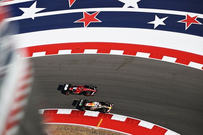 Charles Leclerc, Ferrari, Liam Lawson, Racing Bulls Team