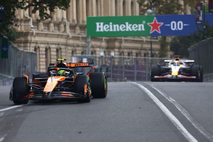 Lando Norris, McLaren, Isack Hadjar, Racing Bulls Team