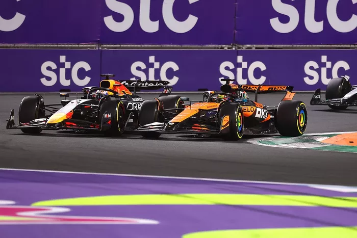 Max Verstappen, Red Bull Racing, Oscar Piastri, McLaren