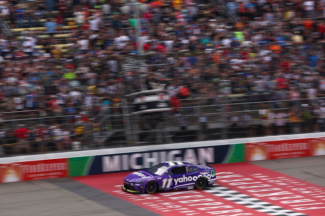 Denny Hamlin, Joe Gibbs Racing Toyota
