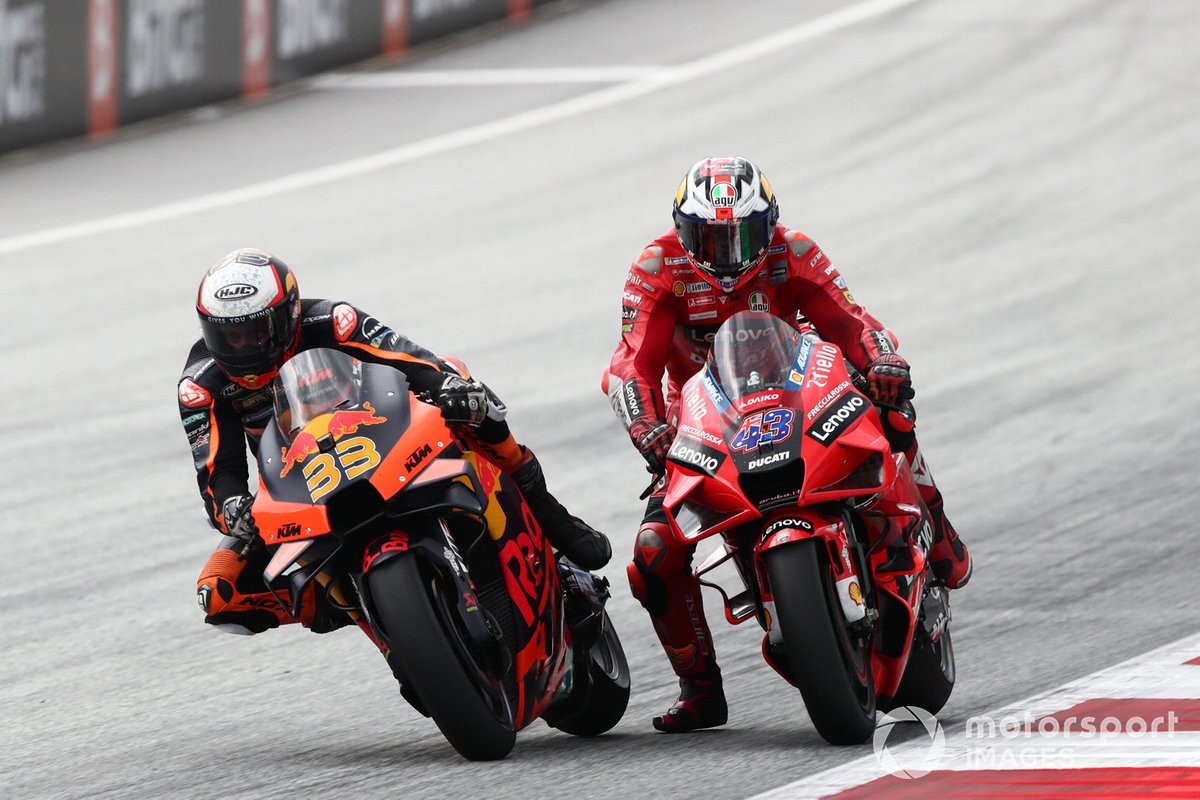 Sanches was critical of the contracts offered to Ducati and KTM's riders, effectively ruling his client out of racing there in 2023