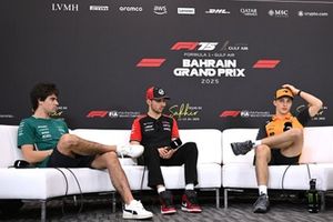 Oscar Piastri, McLaren, Lance Stroll, Aston Martin Racing, Esteban Ocon, Haas F1 Team