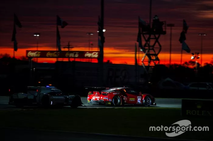 #62 Risi Competizione Ferrari 488 GTE: James Calado, Alessandro Pier Guidi, Daniel Serra, Davide Rigon / #77 Mazda Team Joest Mazda DPi: Oliver Jarvis, Tristan Nunez, Olivier Pla