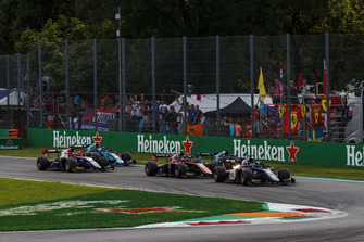Artem Markelov, RUSSIAN TIME, leads George Russell, ART Grand Prix, Alexander Albon, DAMS at the start