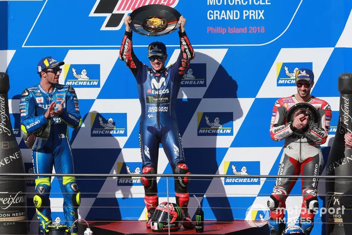 Podio: 1º Maverick Viñales, 2º Andrea Iannone, 3º Andrea Dovizioso