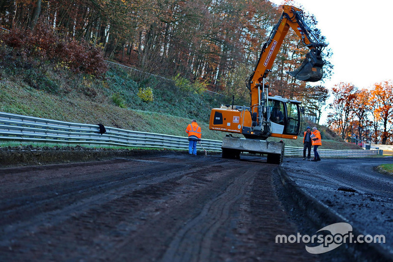 Nürburgring Nordschleife'de inşaat çalışmaları