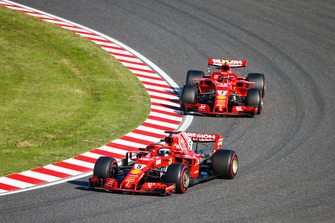 Sebastian Vettel, Ferrari SF71H, Kimi Raikkonen, Ferrari SF71H