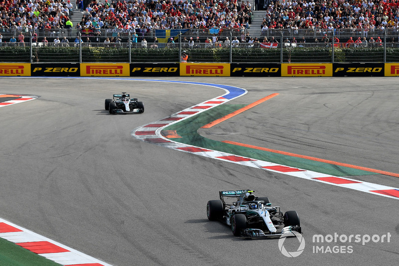 Valtteri Bottas, Mercedes AMG F1 W09 lider, Lewis Hamilton, Mercedes AMG F1 W09