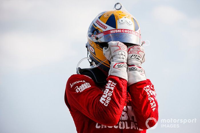 Ganador Marcus Ericsson, Chip Ganassi Racing Honda celebra su primera victoria en IndyCar