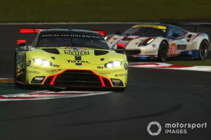 #98 Aston Martin Racing Aston Martin Vantage: Paul Dalla Lana, Darren Turner, Ross Gunn 