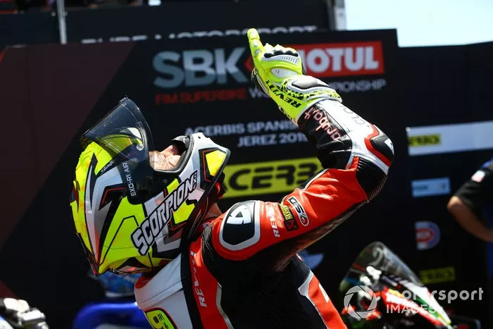 Alvaro Bautista, Aruba.it Racing-Ducati Team, punta il cielo in ricordo del nonno