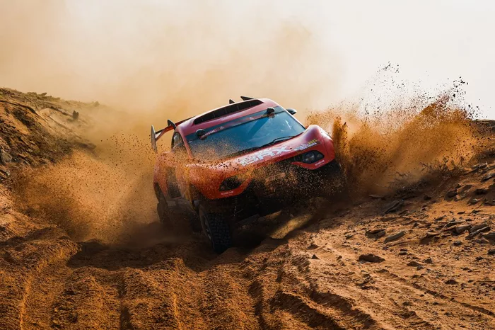 #305 Bahrain Raid Xtreme Hunter: Sebastien Loeb, Daniel Elena