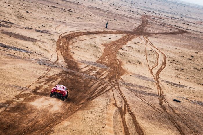 #311 Bahrain Raid Xtreme Hunter: Nani Roma, Alex Winocq