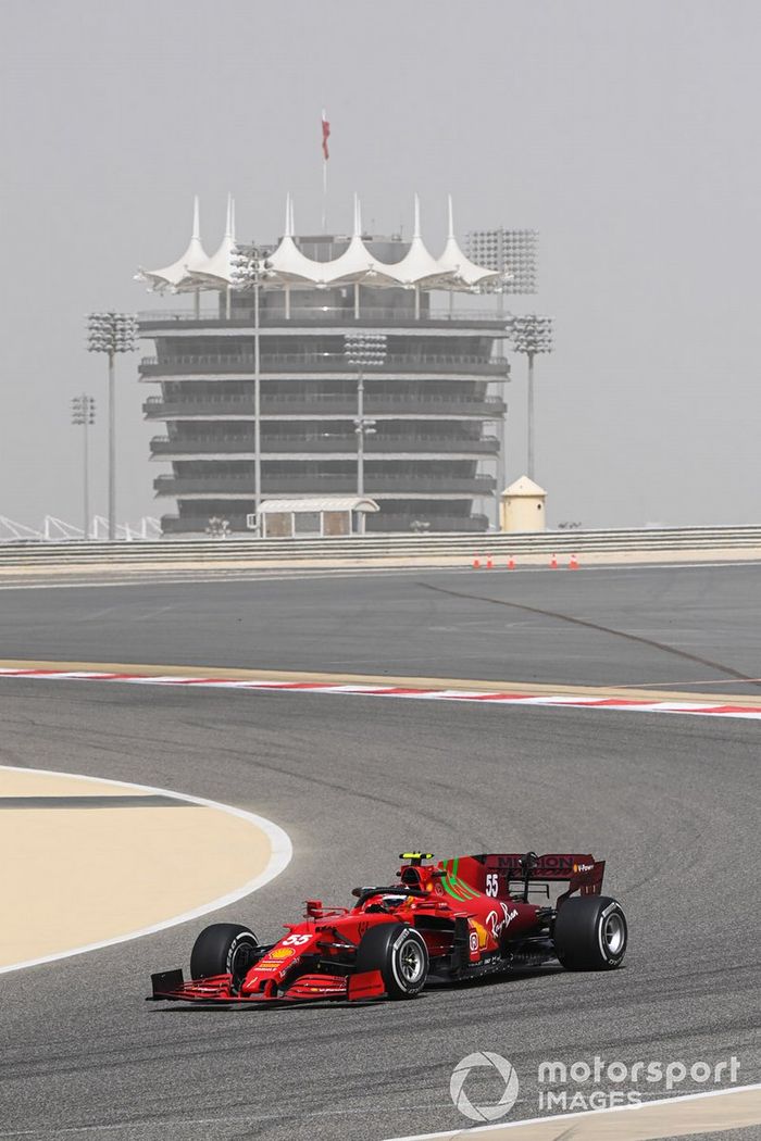 Carlos Sainz Jr., Ferrari SF21 