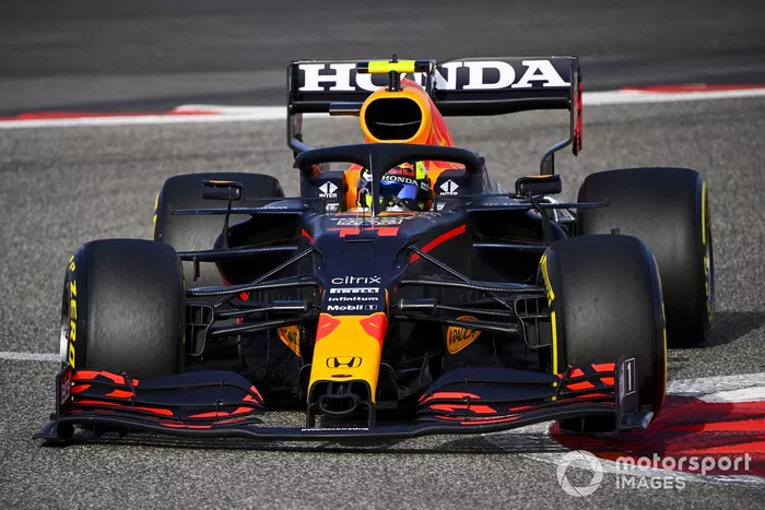 Sergio Pérez, Red Bull Racing RB16B 