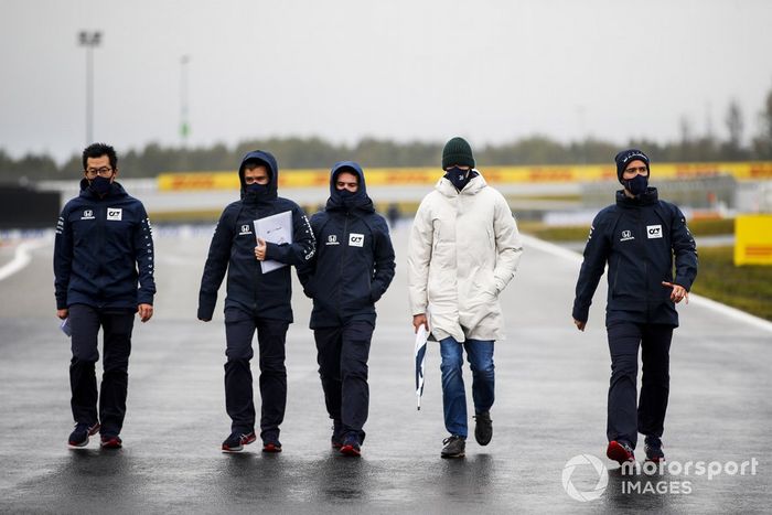 Pierre Gasly, AlphaTauri, recorre la pista