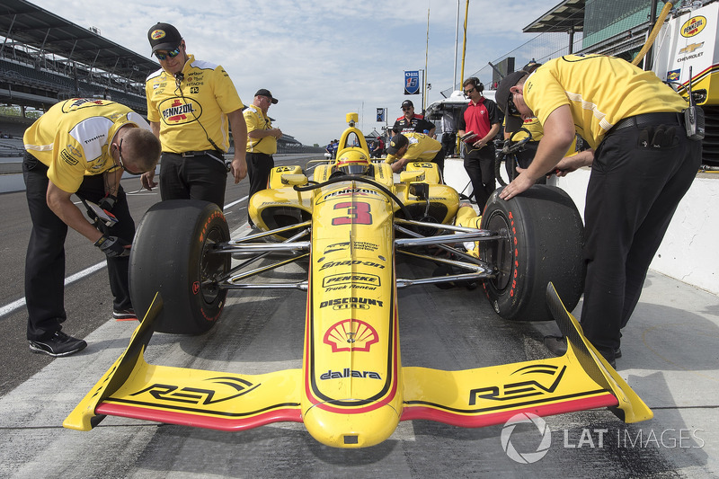 8°: Helio Castroneves, Team Penske Chevrolet