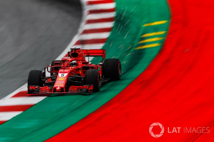 6: Sebastian Vettel, Ferrari SF71H, 1'03.464 (inc 3-place grid penalty)