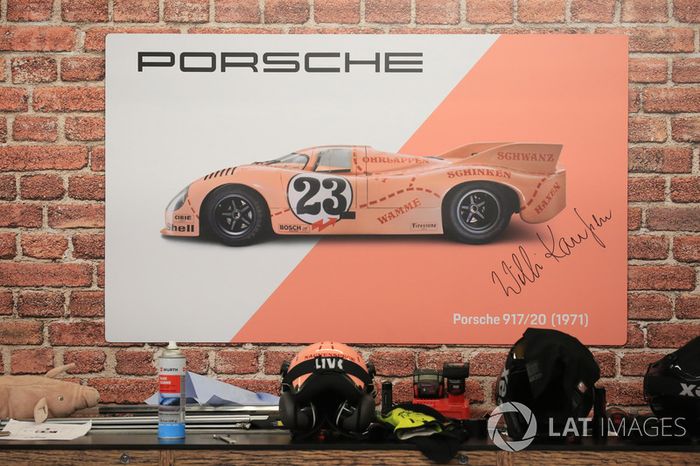 El Porsche 'cerdito rosa'