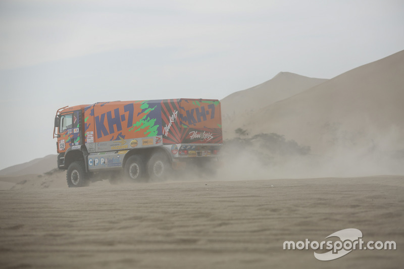 #519 KH-7 Epsilon Team Rally: Jordi Juvanteny, Javier Tamayo, Jose Luis Criado