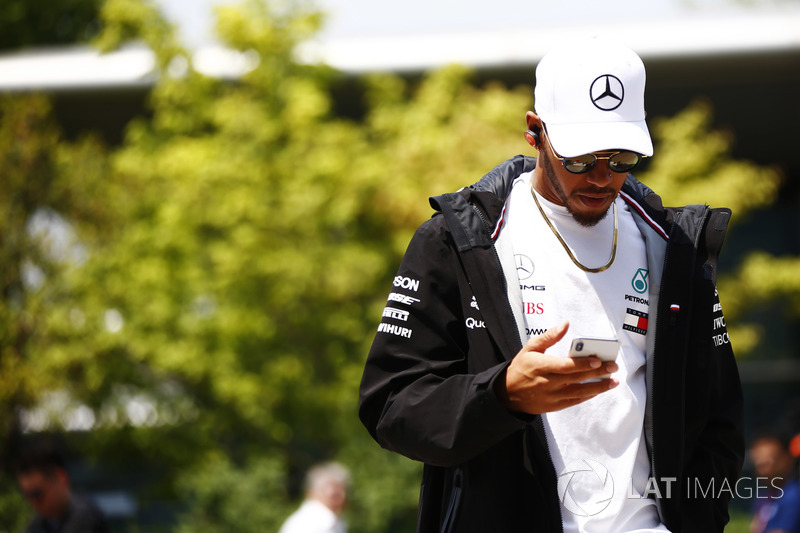 De qualquer maneira, o resultado da China escancarou a dificuldade da Mercedes no início de 2018, já que foi a primeira vez na era turbo híbrida em que a equipe alemã passou em branco nas três primeiras provas de uma temporada.