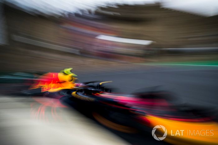 Max Verstappen, Red Bull Racing RB14 Tag Heuer