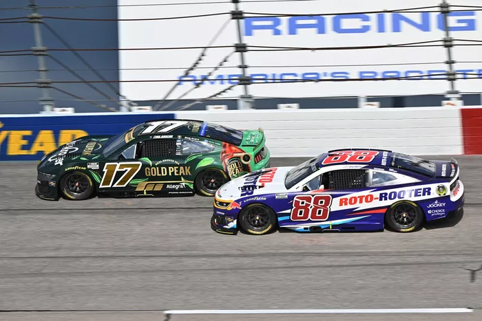 Chris Buescher, RFK Racing, Connor Zilisch, Trackhouse Racing