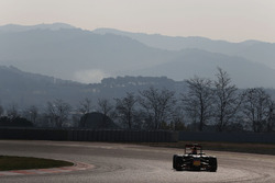 Даниил Квят, Red Bull Racing RB12