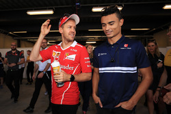 Sebastian Vettel, Ferrari and Pascal Wehrlein, Sauber on the drivers parade